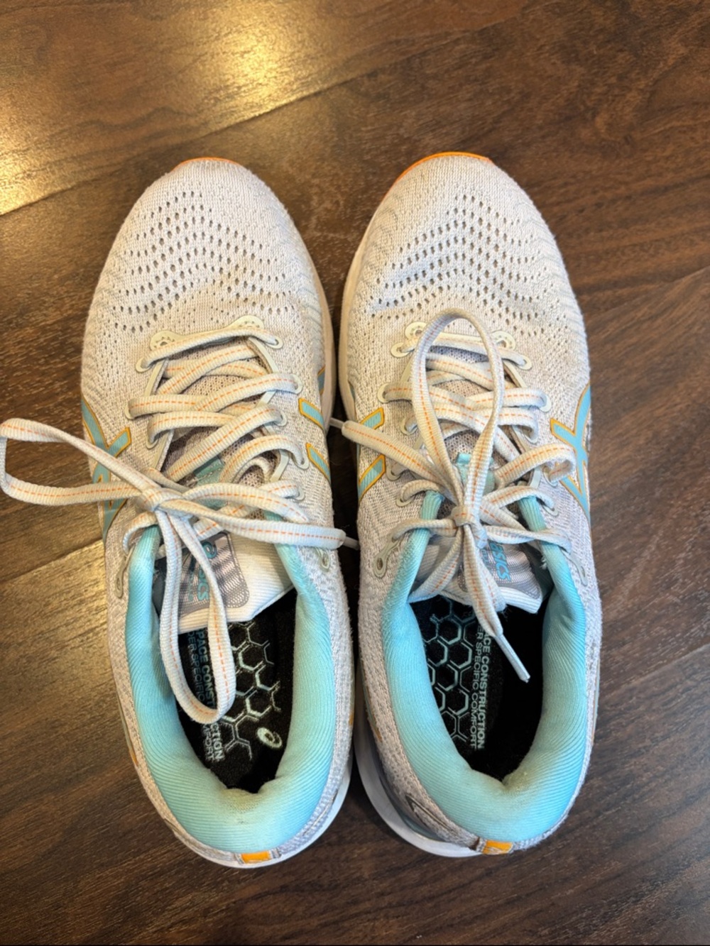 Asics gel cumulus running shoes